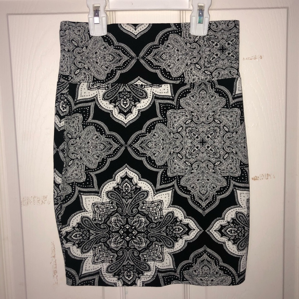 Pencil skirt